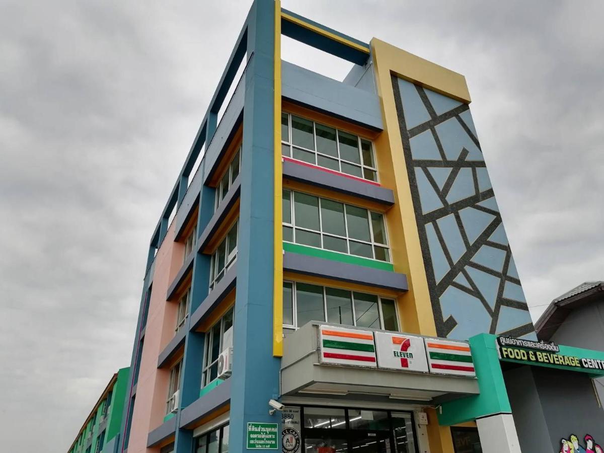 The Sea Bangsaen Hotel Exterior foto